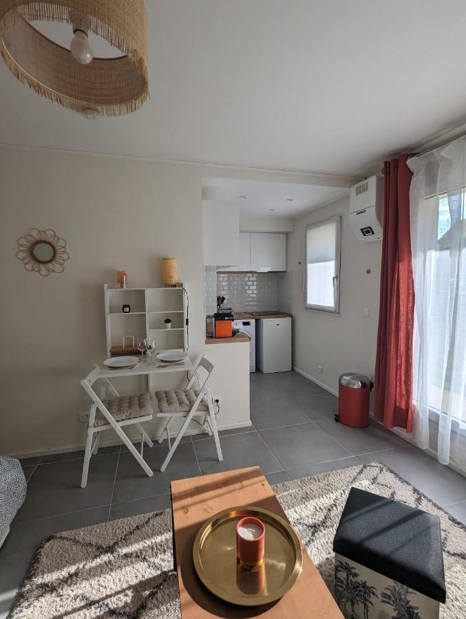 Studio Rambouillet, Parc & Foret Apartment Bagian luar foto
