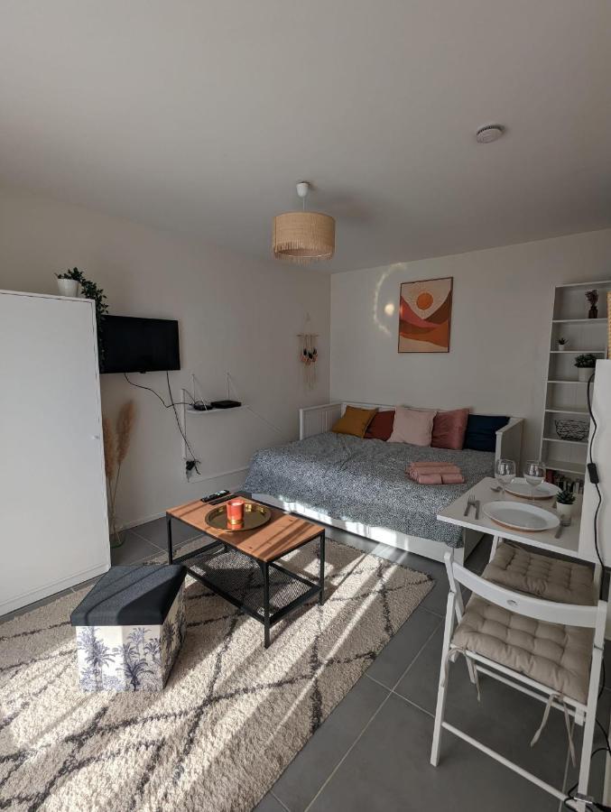Studio Rambouillet, Parc & Foret Apartment Bagian luar foto