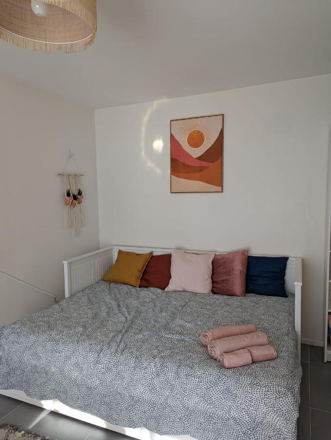 Studio Rambouillet, Parc & Foret Apartment Bagian luar foto